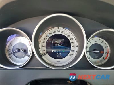 Zdjęcie 9 z 12 samochodu: 2013 MERCEDES-BENZ C 300 4MATIC VIN:WDDGF8AB6DG141850 - miniatura