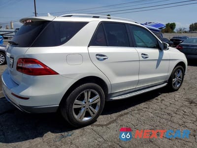 Trzecie zdjęcie samochodu z tyłu: 2013 MERCEDES-BENZ ML 350 VIN:4JGDA5JB8DA100774 - miniatura