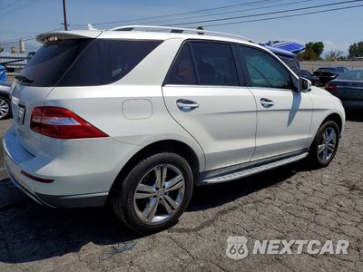 Trzecie zdjęcie samochodu z tyłu: 2013 MERCEDES-BENZ ML 350 VIN:4JGDA5JB8DA100774 - miniatura