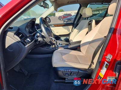 Zdjęcie 7 z 12 samochodu: 2017 BMW X3 XDRIVE28I VIN:5UXWX9C36H0T18814 - miniatura