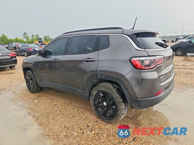 Drugie zdjęcie samochodu z przodu: 2023 JEEP COMPASS LATITUDE VIN:3C4NJDBNXPT519492 - miniatura