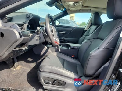 Zdjęcie 7 z 13 samochodu: 2025 LEXUS ES 350 BASE VIN:58ADZ1B1XSU193423 - miniatura