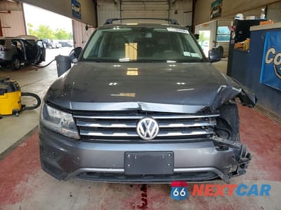 Piąte zdjęcie samochodu w środku: 2020 VOLKSWAGEN TIGUAN SE VIN:3VV2B7AX7LM116600 - miniatura
