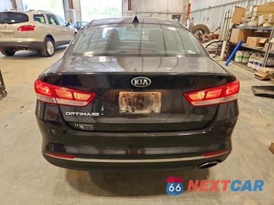 Zdjęcie 6 z 12 samochodu: 2017 KIA OPTIMA LX VIN:5XXGT4L34HG164767 - miniatura