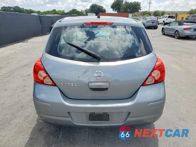 Zdjęcie 6 z 13 samochodu: 2010 NISSAN VERSA 1.8 S VIN:3N1BC1CPXAL462796 - miniatura