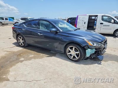 Czwarte zdjęcie samochodu z boku: 2019 NISSAN ALTIMA SV VIN:1N4BL4DV2KN304777 - miniatura