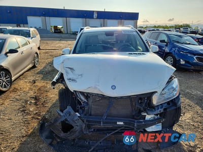 Piąte zdjęcie samochodu w środku: 2013 MERCEDES-BENZ ML 350 4MATIC VIN:4JGDA5HBXDA106002 - miniatura
