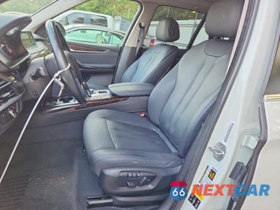 Zdjęcie 7 z 12 samochodu: 2016 BMW X5 XDRIVE35I VIN:5UXKR0C59G0P27345 - miniatura