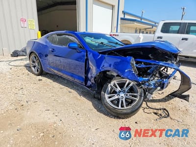 Czwarte zdjęcie samochodu z boku: 2020 CHEVROLET CAMARO LS VIN:1G1FB1RS8L0148117 - miniatura