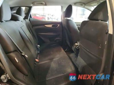 Zdjęcie 10 z 12 samochodu: 2021 NISSAN ROGUE SPORT S VIN:JN1BJ1AW3MW662532 - miniatura