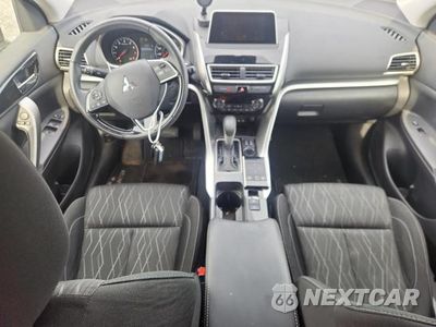 Zdjęcie 8 z 13 samochodu: 2020 MITSUBISHI ECLIPSE CROSS VIN:JA4AS5AA3LZ016528 - miniatura