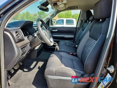 Zdjęcie 7 z 13 samochodu: 2019 TOYOTA TUNDRA SR5 VIN:5TFUY5F18KX869334 - miniatura