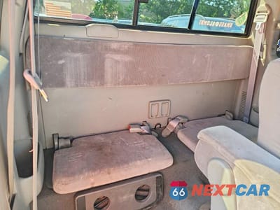Zdjęcie 10 z 12 samochodu: 2002 TOYOTA TACOMA XTRACAB VIN:5TEWN72N92Z090345 - miniatura