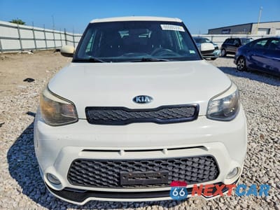Piąte zdjęcie samochodu w środku: 2016 KIA SOUL + VIN:KNDJP3A53G7349604 - miniatura