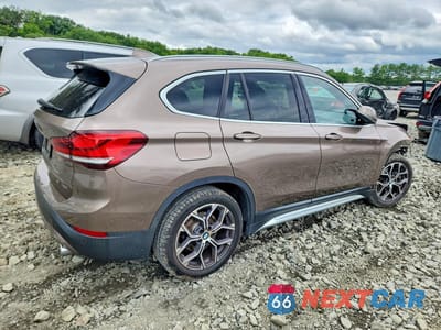 Trzecie zdjęcie samochodu z tyłu: 2020 BMW X1 XDRIVE28I VIN:WBXJG9C02L5P98821 - miniatura