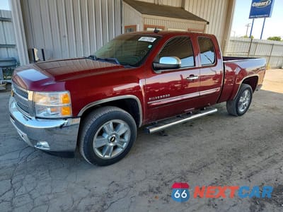 2013 CHEVROLET SILVERADO K1500 LT 1GCRKSE72DZ378759 - główne zdjęcie licytacji z USA - miniatura
