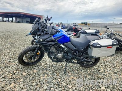 Trzecie zdjęcie samochodu z tyłu: 2020 SUZUKI DL650 A VIN:JS1C733G7L7100041 - miniatura