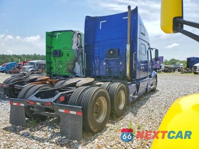 Czwarte zdjęcie samochodu z boku: 2019 VOLVO VNL SEMI TRUCK VIN:4V4NC9EH7KN200285 - miniatura