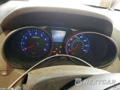 Zdjęcie 9 z 13 samochodu: 2011 HYUNDAI TUCSON GLS VIN:KM8JU3AC0BU276057 - miniatura