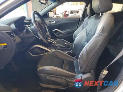 Zdjęcie 7 z 12 samochodu: 2016 HYUNDAI VELOSTER TURBO VIN:KMHTC6AE7GU293427 - miniatura