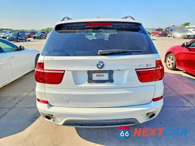 Zdjęcie 6 z 12 samochodu: 2013 BMW X5 XDRIVE35I VIN:5UXZV4C53D0E02545 - miniatura