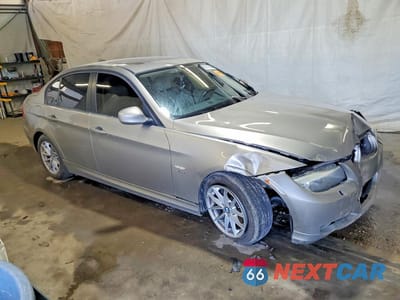Czwarte zdjęcie samochodu z boku: 2010 BMW 328 XI SULEV VIN:WBAPK5C5XAA649343 - miniatura