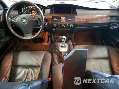 Zdjęcie 8 z 12 samochodu: 2010 BMW 535 XI VIN:WBANV9C59AC391696 - miniatura
