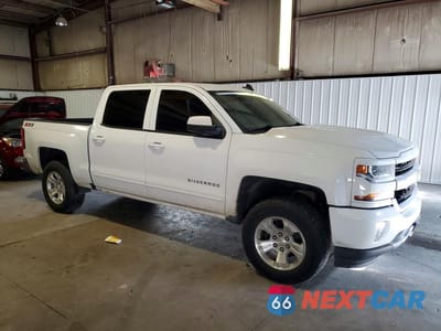 Czwarte zdjęcie samochodu z boku: 2016 CHEVROLET SILVERADO K1500 LT VIN:3GCUKREC7GG203640 - miniatura