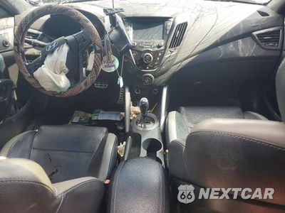 Zdjęcie 8 z 12 samochodu: 2016 HYUNDAI VELOSTER TURBO VIN:KMHTC6AE2GU275532 - miniatura