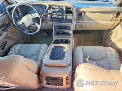 Zdjęcie 8 z 12 samochodu: 2005 CHEVROLET AVALANCHE VIN:3GNEC12Z75G265359 - miniatura
