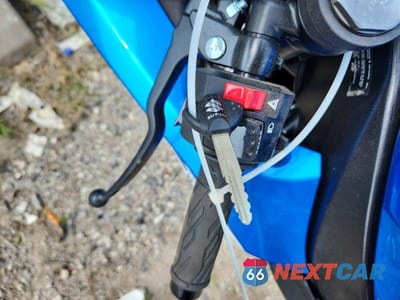 Zdjęcie 8 z 9 samochodu: 2025 SUZUKI GSX-R600 VIN:JS1GN7FA8S7101820 - miniatura