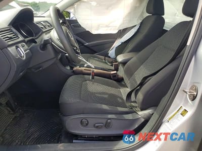 Zdjęcie 7 z 12 samochodu: 2018 VOLKSWAGEN PASSAT S VIN:1VWAA7A34JC011602 - miniatura