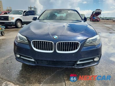 Piąte zdjęcie samochodu w środku: 2016 BMW 528 I VIN:WBA5A5C54GD529099 - miniatura