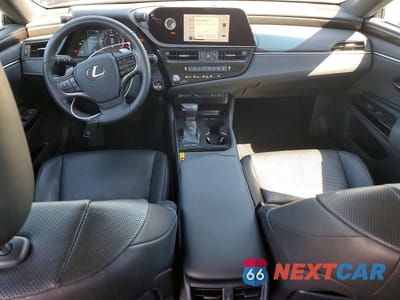 Zdjęcie 8 z 12 samochodu: 2025 LEXUS ES 300H BASE VIN:58ADA1C13SU072061 - miniatura