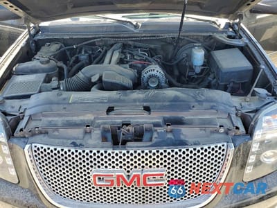 Zdjęcie 12 z 13 samochodu: 2010 GMC YUKON XL DENALI VIN:1GKUKMEF7AR122369 - miniatura