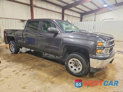 Czwarte zdjęcie samochodu z boku: 2015 CHEVROLET SILVERADO K1500 VIN:3GCUKPEC2FG223068 - miniatura
