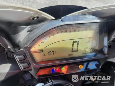 Zdjęcie 7 z 9 samochodu: 2012 HONDA CBR1000 RR VIN:JH2SC594XCK401011 - miniatura