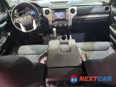 Zdjęcie 8 z 12 samochodu: 2016 TOYOTA TUNDRA SR5 VIN:5TFDW5F14GX526890 - miniatura