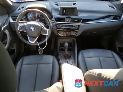 Zdjęcie 8 z 13 samochodu: 2018 BMW X1 XDRIVE28I VIN:WBXHT3C31J5L33882 - miniatura