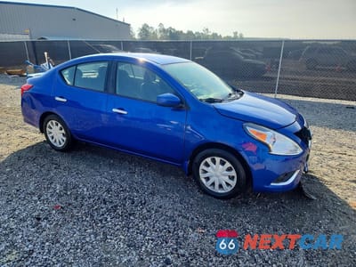 Czwarte zdjęcie samochodu z boku: 2015 NISSAN VERSA 1.6 SV VIN:3N1CN7AP7FL893253 - miniatura