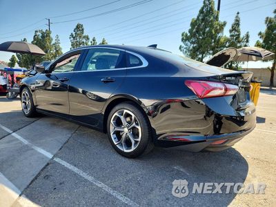 Drugie zdjęcie samochodu z przodu: 2021 CHEVROLET MALIBU LT VIN:1G1ZD5ST0MF077947 - miniatura