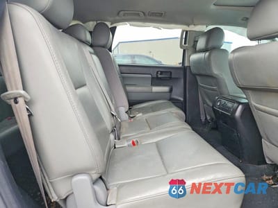 Zdjęcie 11 z 14 samochodu: 2017 TOYOTA SEQUOIA SR5 VIN:5TDBY5G18HS155496 - miniatura