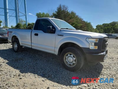 Czwarte zdjęcie samochodu z boku: 2016 FORD F150 VIN:1FTMF1E80GKF74925 - miniatura