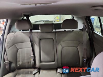 Zdjęcie 10 z 13 samochodu: 2011 KIA SPORTAGE LX VIN:KNDPB3A27B7080479 - miniatura
