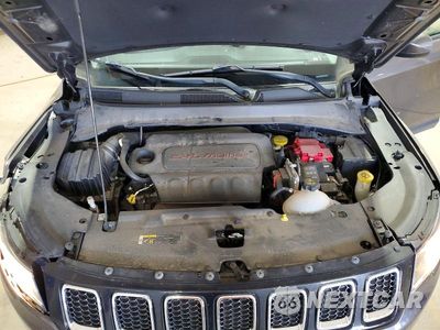 Zdjęcie 12 z 13 samochodu: 2019 JEEP COMPASS LATITUDE VIN:3C4NJDBBXKT672999 - miniatura