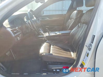 Zdjęcie 7 z 12 samochodu: 2017 BMW 750 XI VIN:WBA7F2C3XHG423411 - miniatura