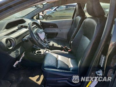 Zdjęcie 7 z 13 samochodu: 2012 TOYOTA PRIUS C FOUR VIN:JTDKDTB3XC1513180 - miniatura