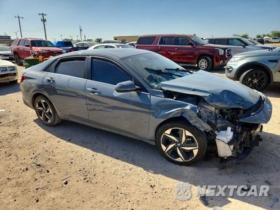 Czwarte zdjęcie samochodu z boku: 2023 HYUNDAI ELANTRA LIMITED VIN:KMHLN4AJ1PU036453 - miniatura