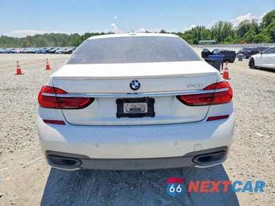 Zdjęcie 6 z 13 samochodu: 2018 BMW 740 I VIN:WBA7E2C54JG742183 - miniatura