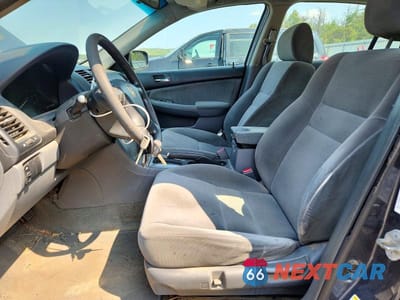 Zdjęcie 7 z 13 samochodu: 2006 HONDA ACCORD EX VIN:1HGCM56776A154650 - miniatura